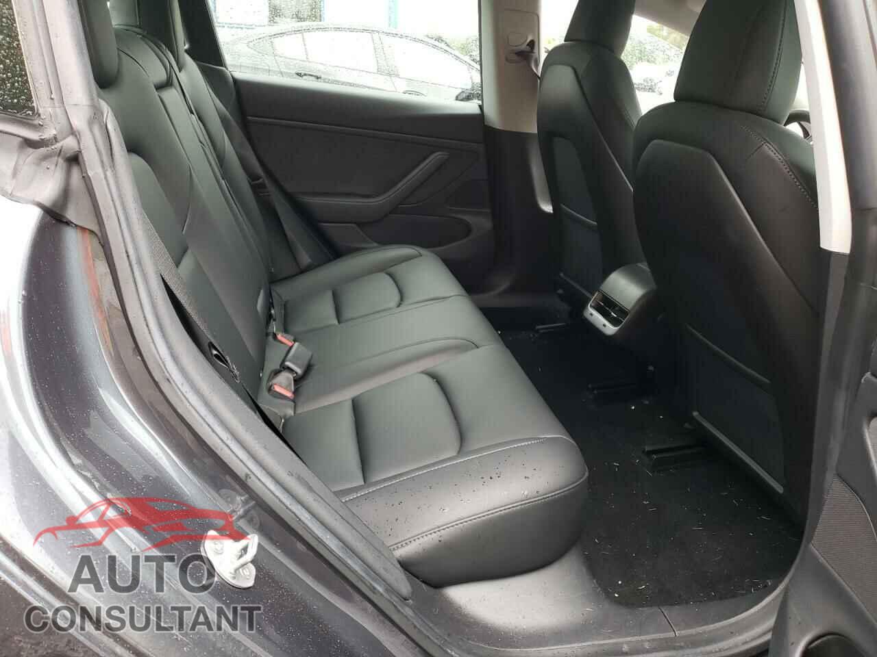 TESLA MODEL 3 2019 - 5YJ3E1EB3KF386416