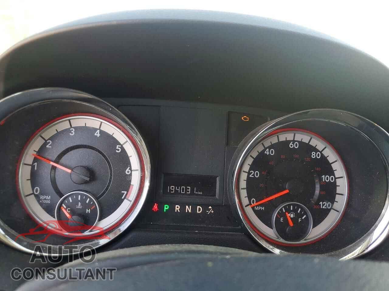 DODGE CARAVAN 2011 - 2D4RN3DG2BR656505