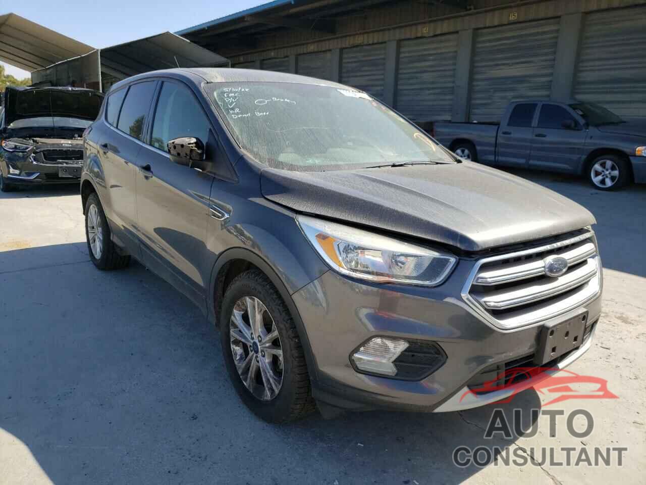 FORD ESCAPE 2017 - 1FMCU0GD4HUC67667