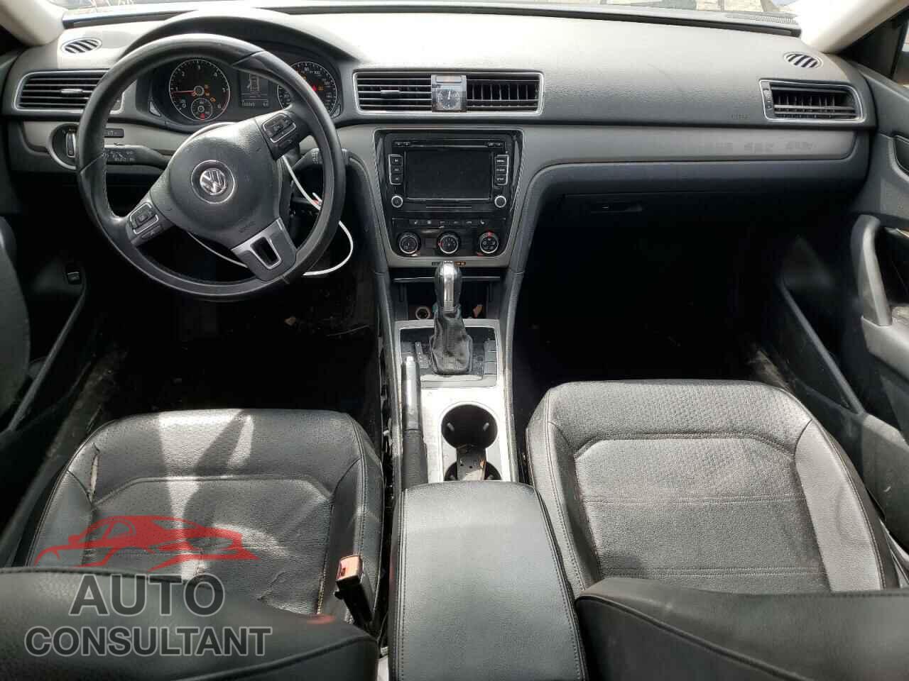 VOLKSWAGEN PASSAT 2014 - 1VWBN7A36EC001541
