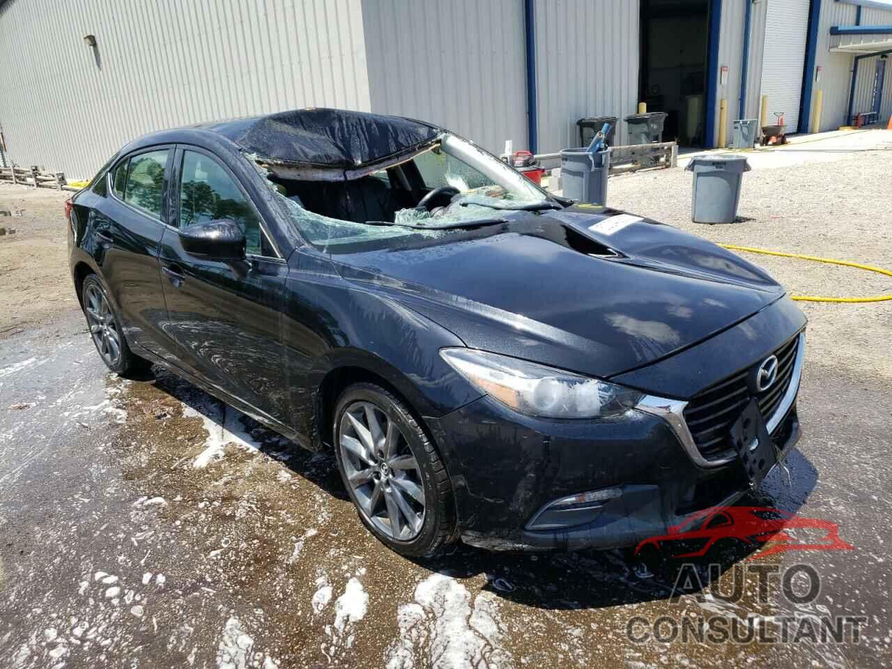 MAZDA 3 2018 - 3MZBN1V33JM208257