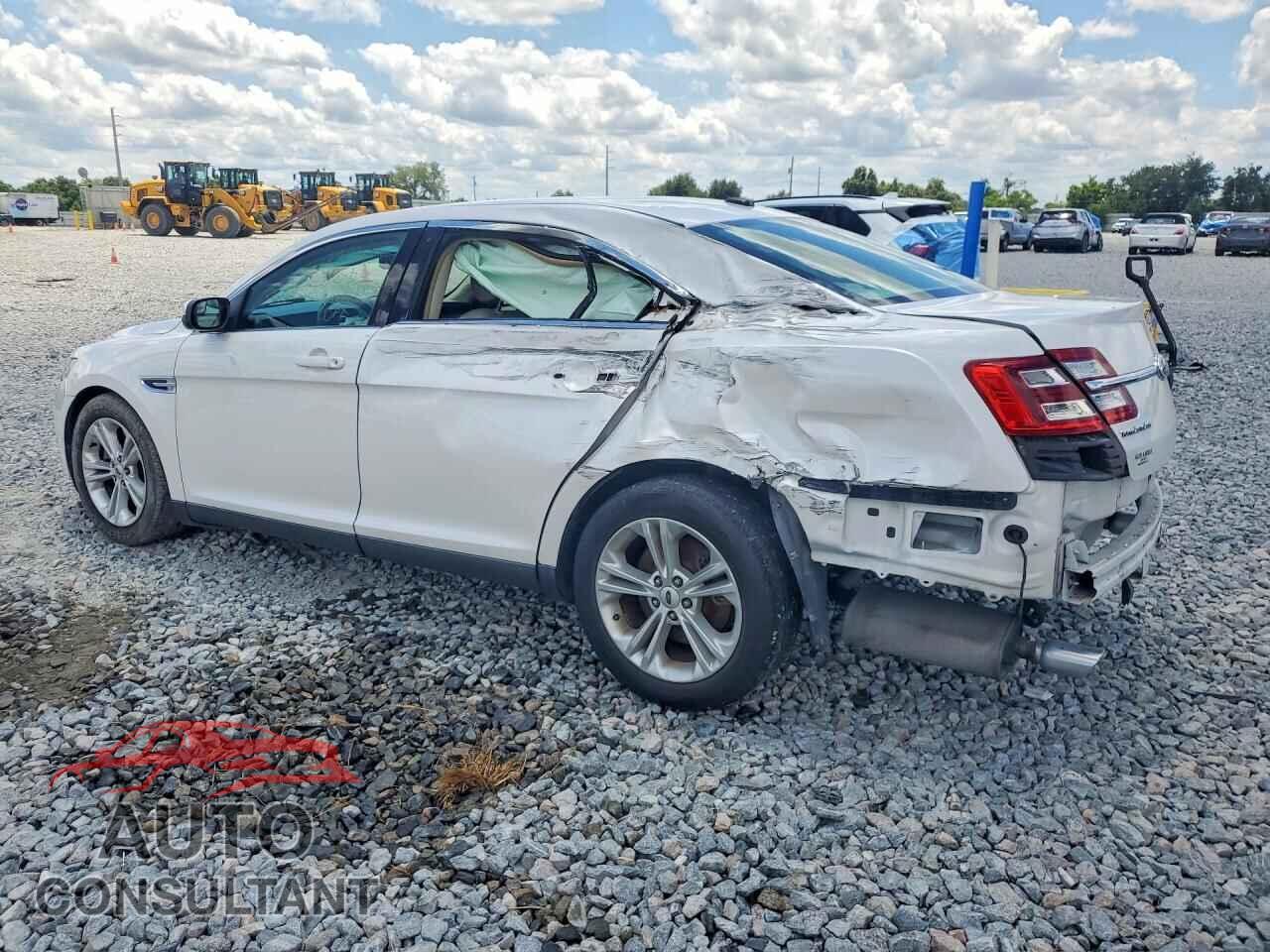 FORD TAURUS 2013 - 1FAHP2E88DG228517