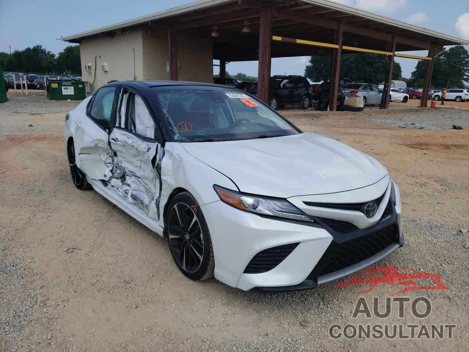 TOYOTA CAMRY 2019 - 4T1B61HK4KU250321