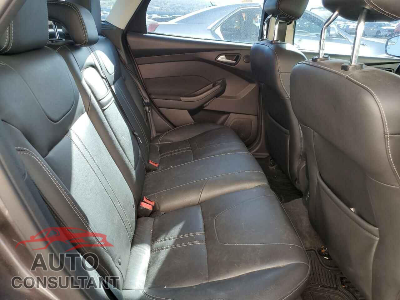 FORD FOCUS 2012 - 1FAHP3N21CL302058