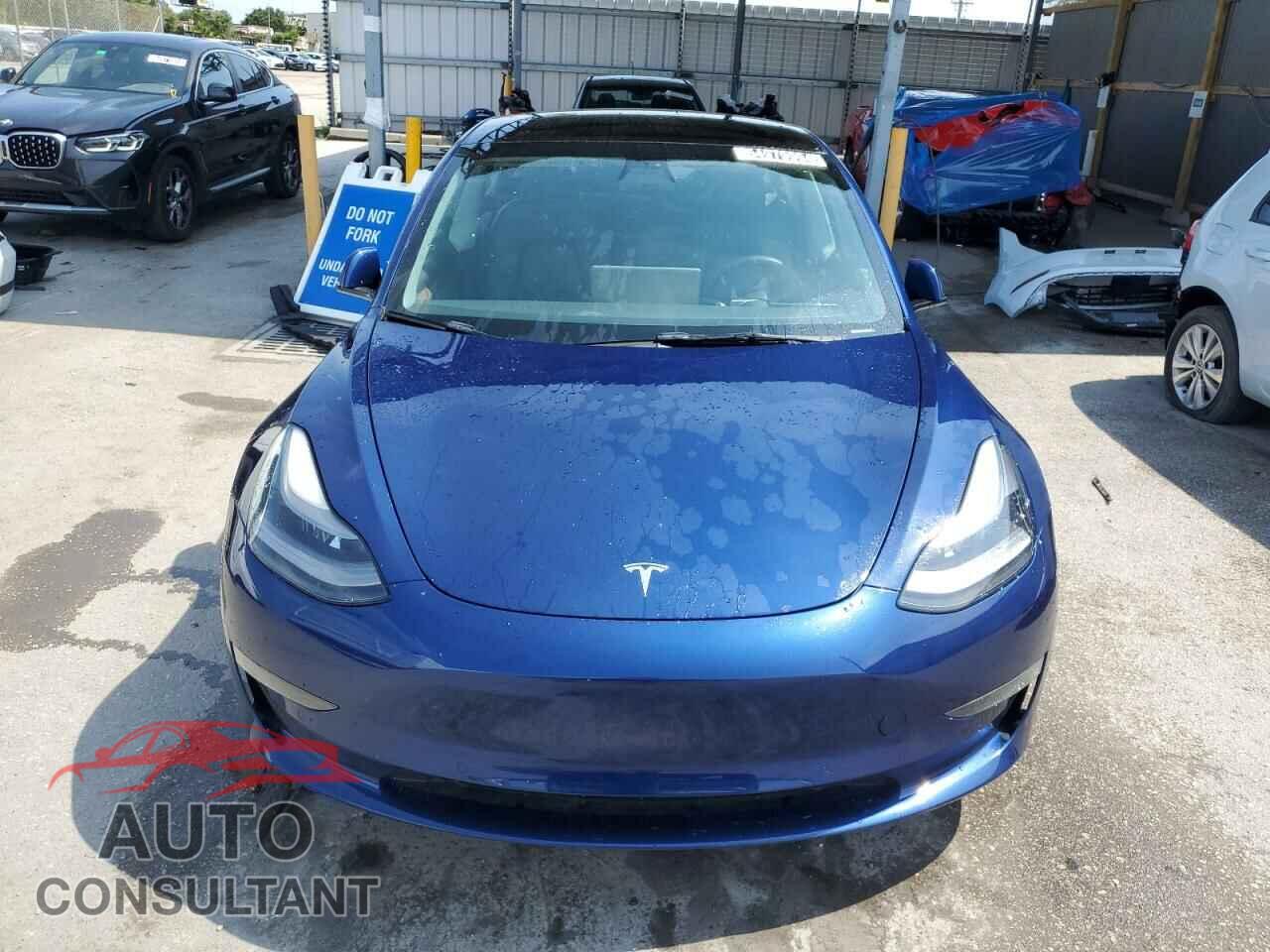 TESLA MODEL 3 2021 - 5YJ3E1EA4MF086085