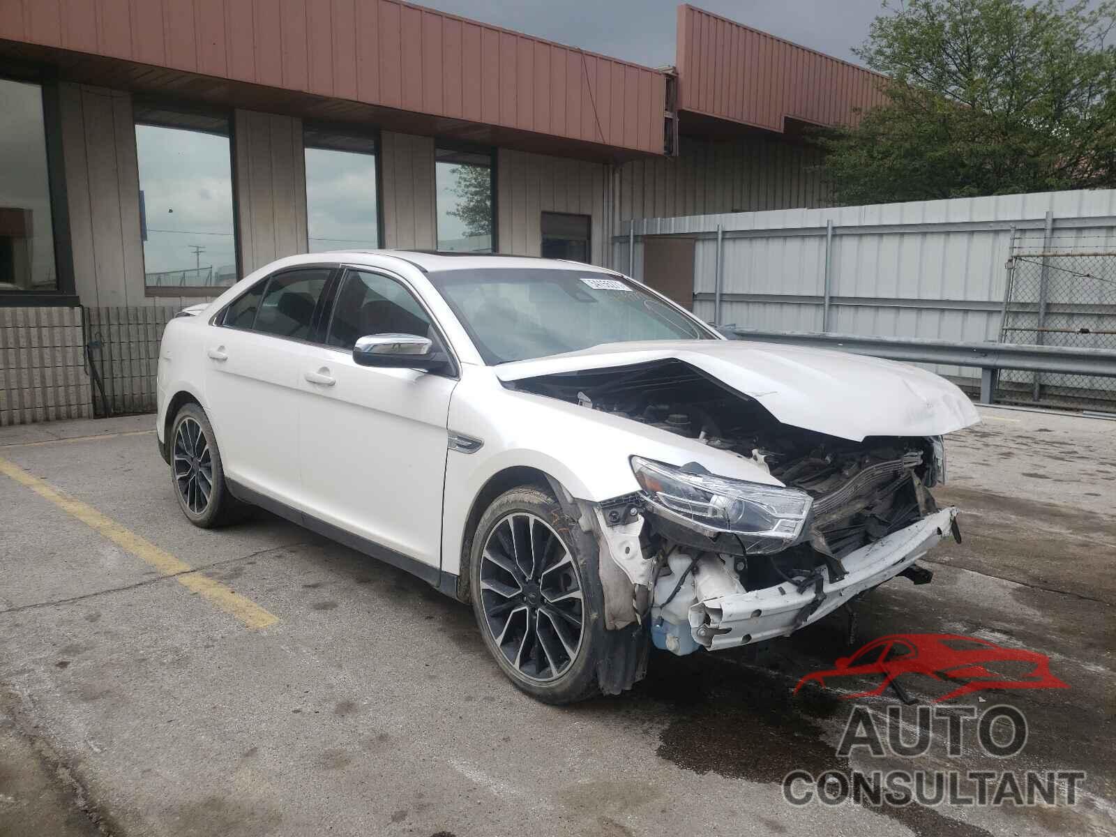 FORD TAURUS 2019 - 1FAHP2J81KG116869