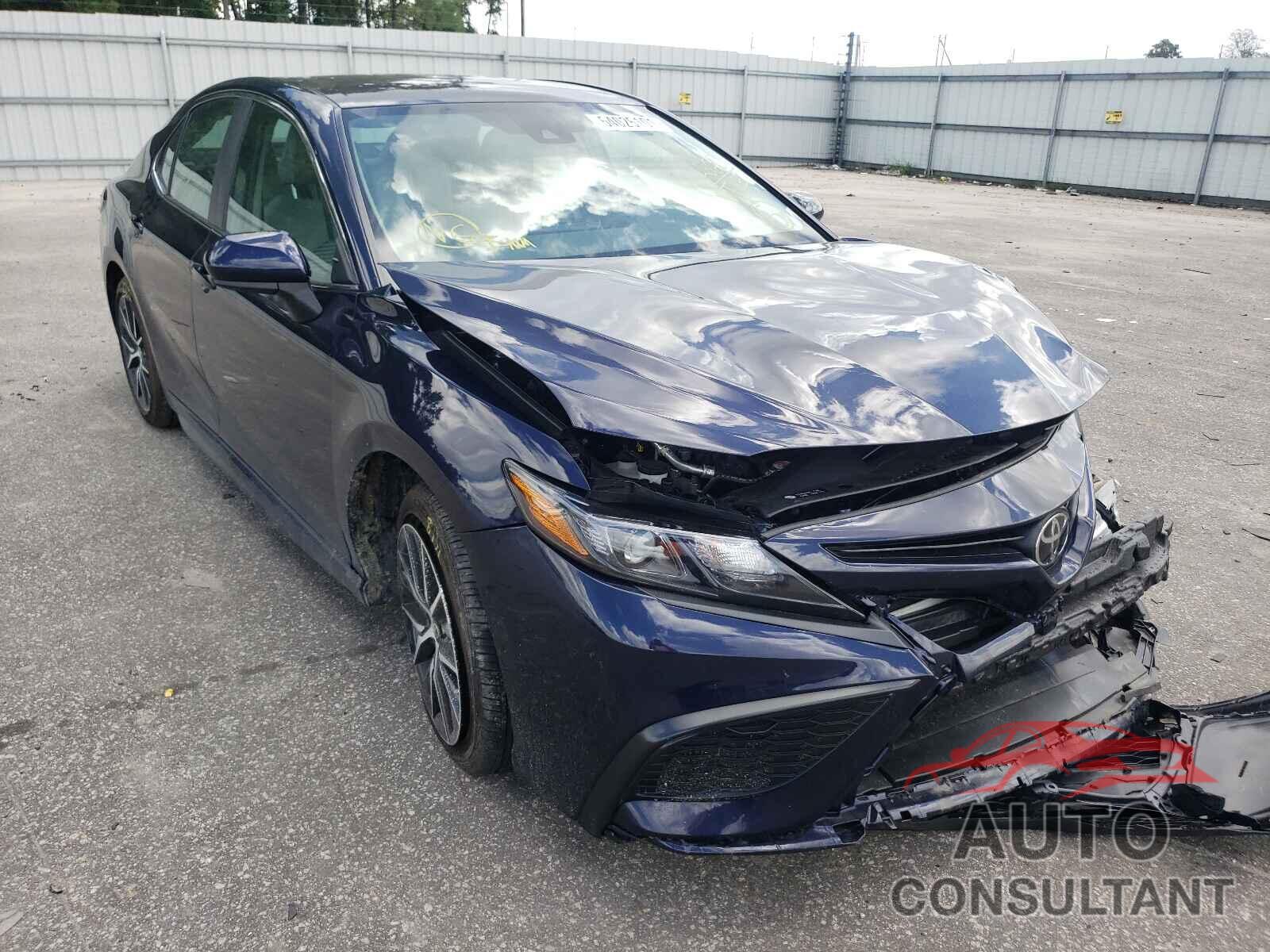 TOYOTA CAMRY 2021 - 4T1G11AK3MU406365
