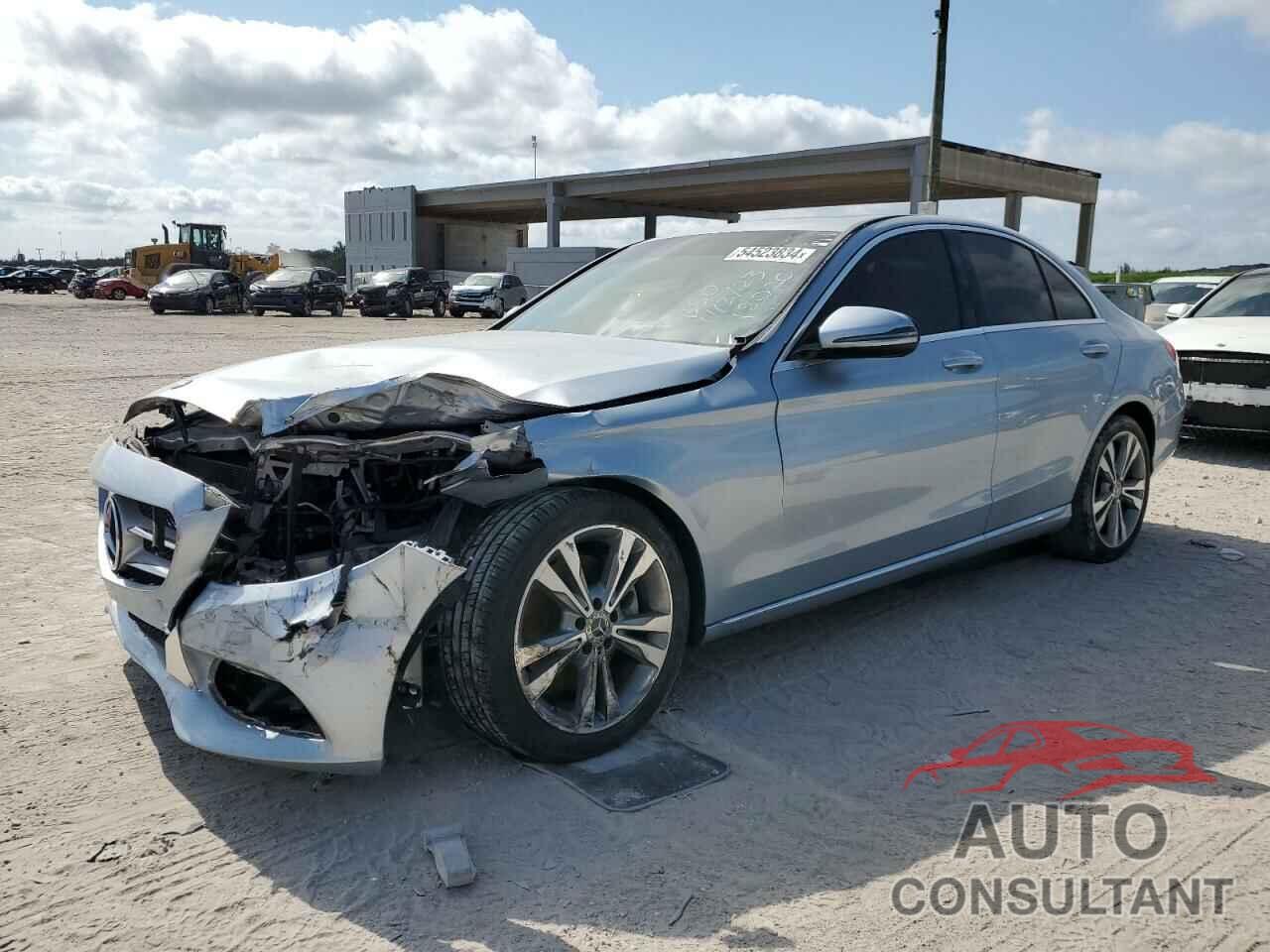 MERCEDES-BENZ C-CLASS 2018 - 55SWF4JB3JU248020
