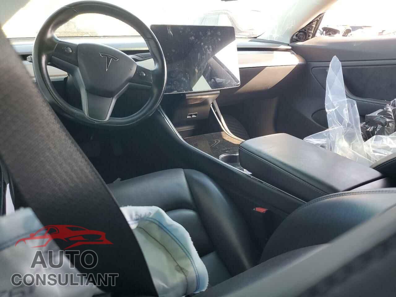 TESLA MODEL 3 2018 - 5YJ3E1EA7JF053013