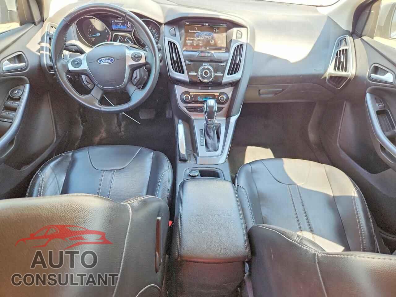 FORD FOCUS 2012 - 1FAHP3N21CL480228