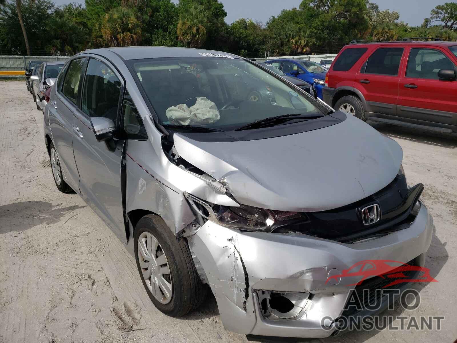 HONDA FIT 2016 - JHMGK5H52GX005643