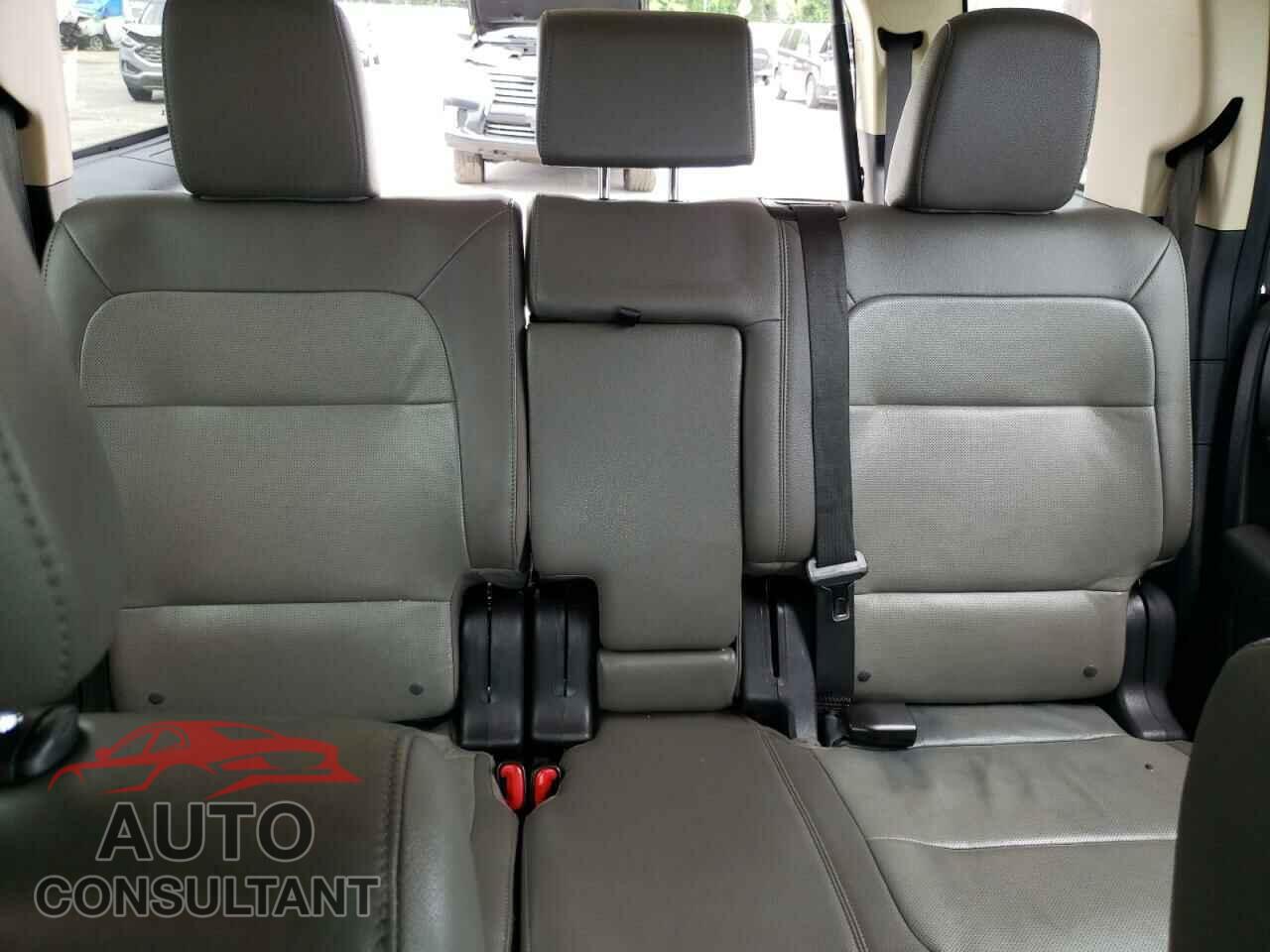 FORD FLEX 2018 - 2FMGK5C84JBA22408