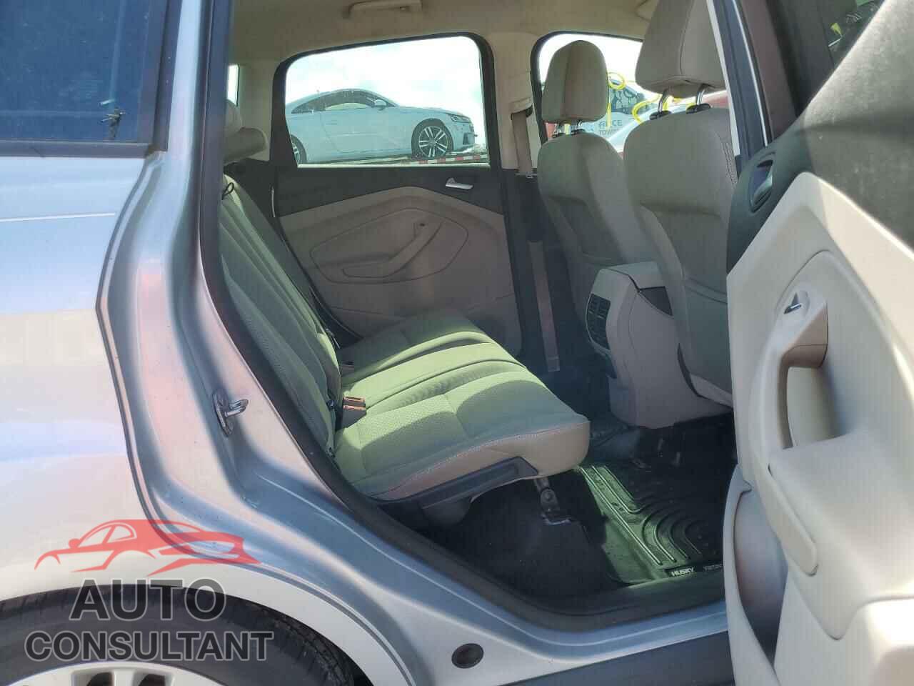 FORD CMAX 2017 - 1FADP5AU6HL103404