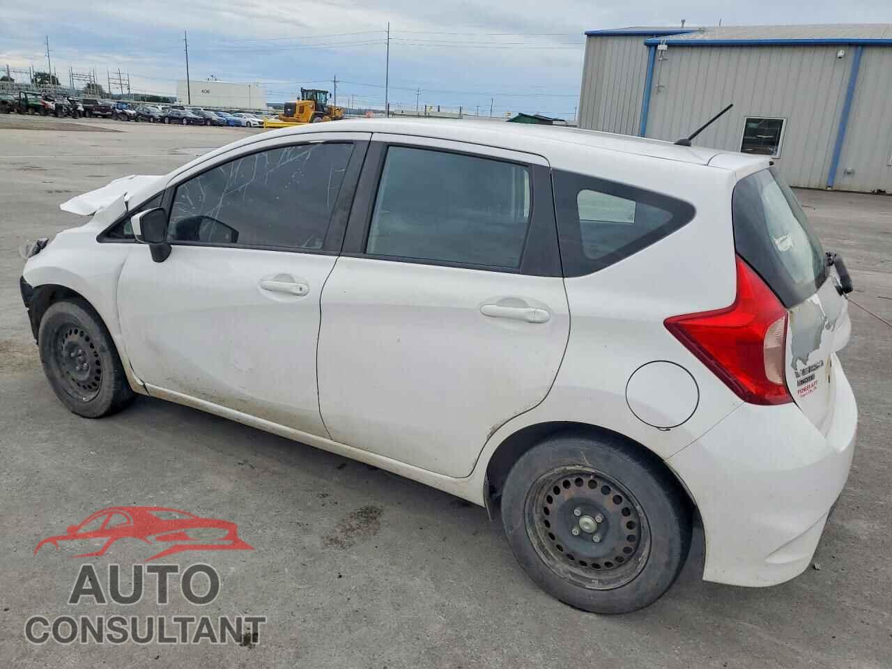 NISSAN VERSA 2017 - 3N1CE2CP3HL357547
