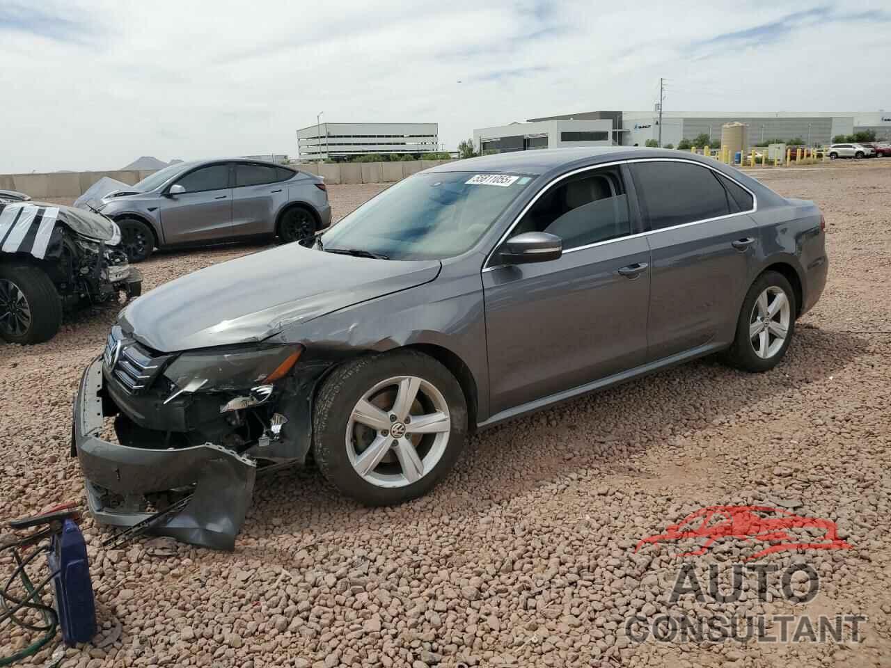 VOLKSWAGEN PASSAT 2013 - 1VWBP7A35DC057737
