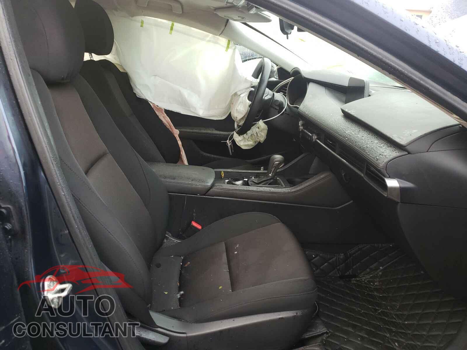 MAZDA 3 2019 - 3MZBPABL8KM111314