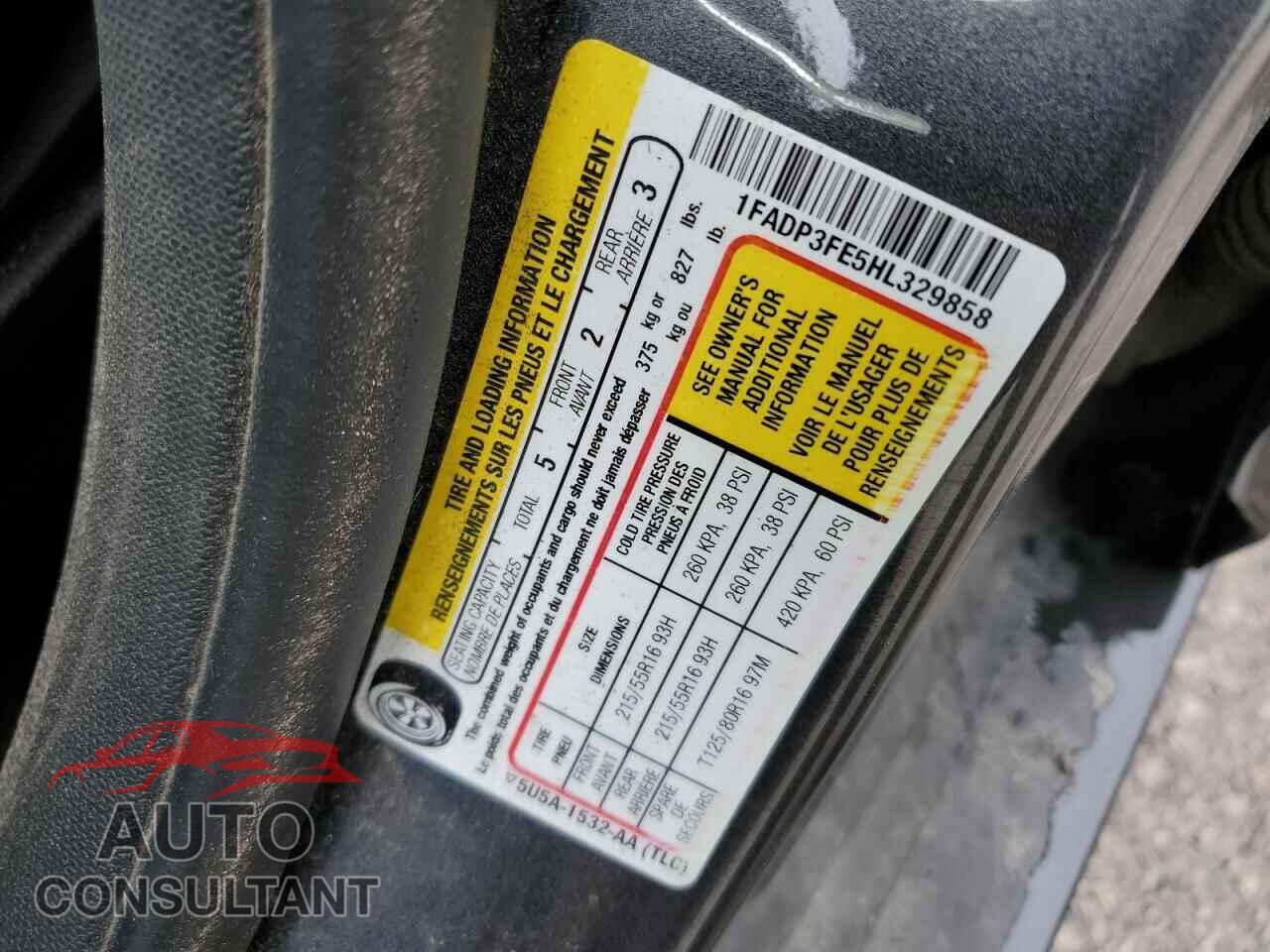 FORD FOCUS 2017 - 1FADP3FE5HL329858