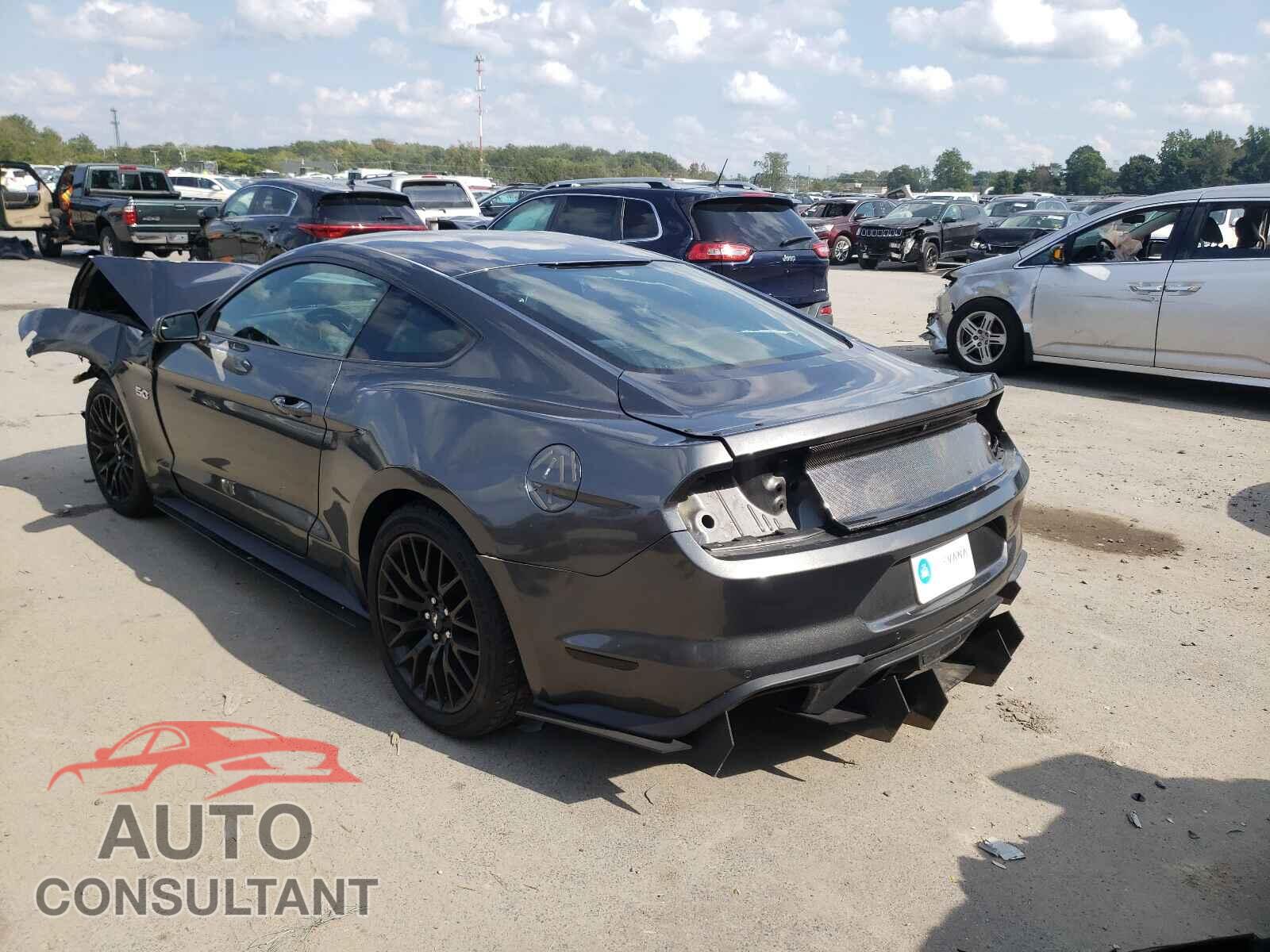 FORD MUSTANG 2018 - 1FA6P8CF0J5113400