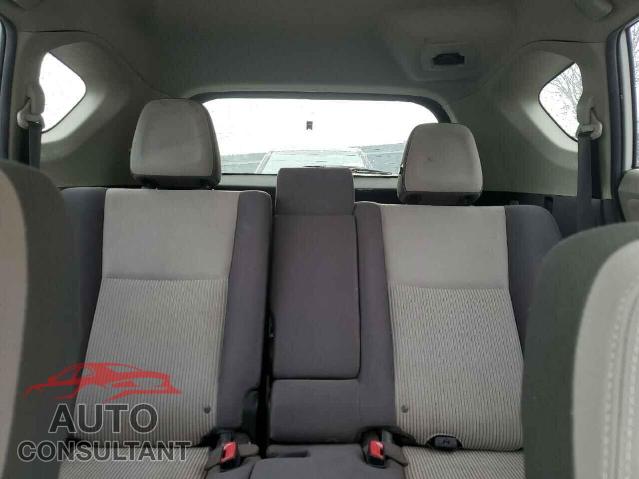 TOYOTA RAV4 2013 - JTMRFREV4DD032575
