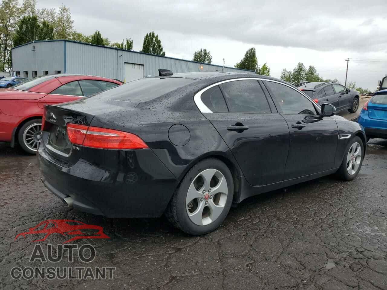 JAGUAR XE 2018 - SAJAR4FX7JCP39230