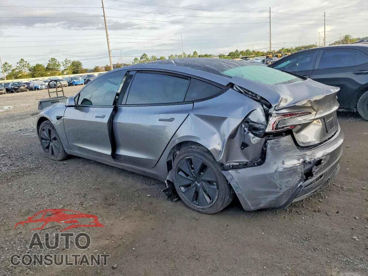 TESLA MODEL 3 2025 - 5YJ3E1EA6SF005603