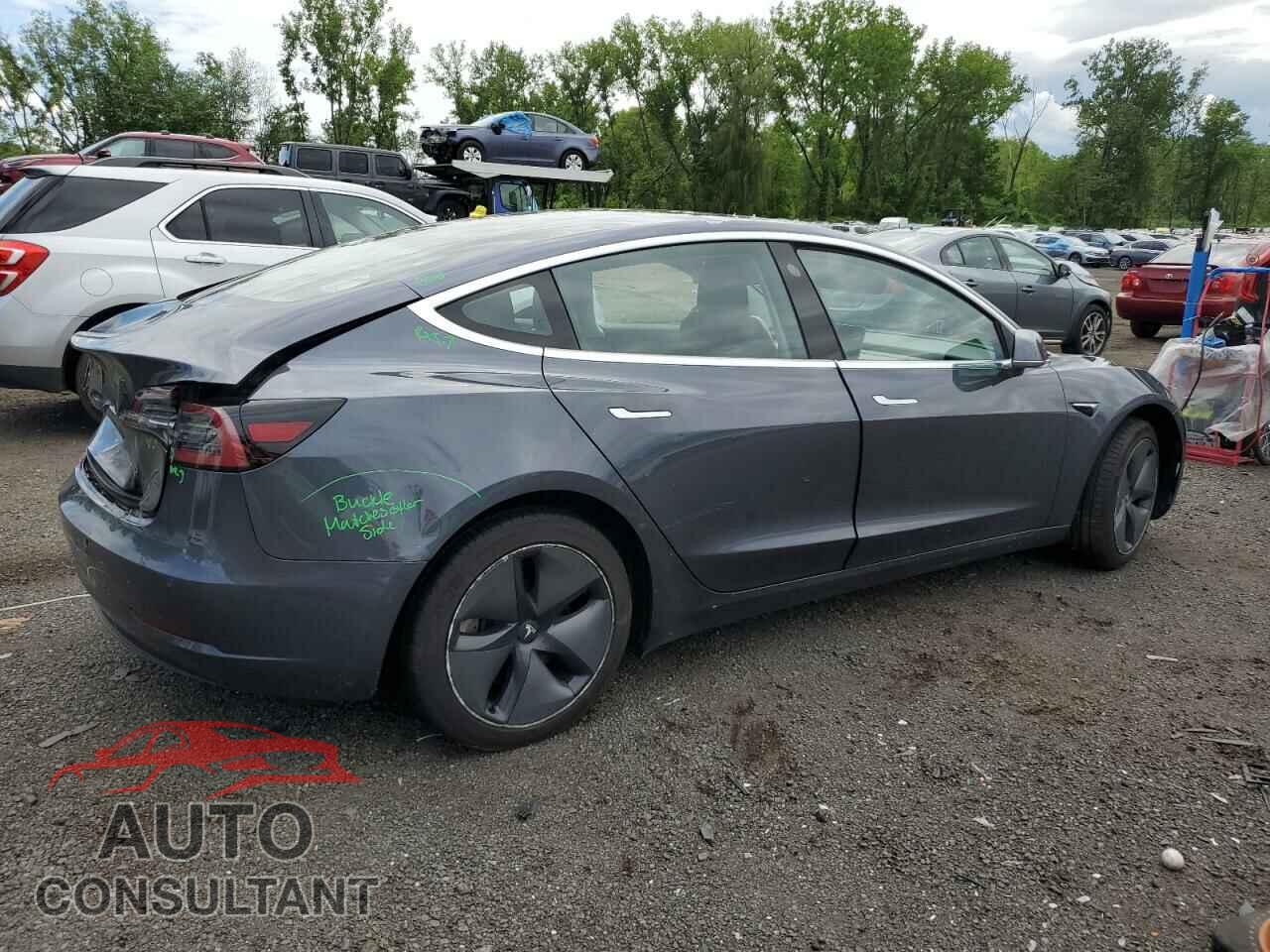 TESLA MODEL 3 2018 - 5YJ3E1EB7JF065980