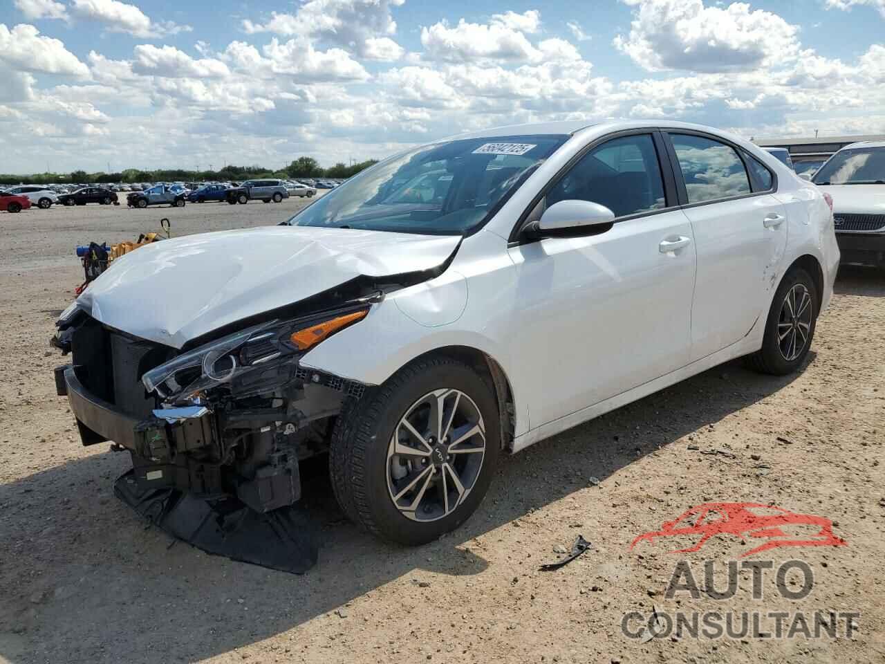 KIA FORTE 2023 - 3KPF24AD7PE532490