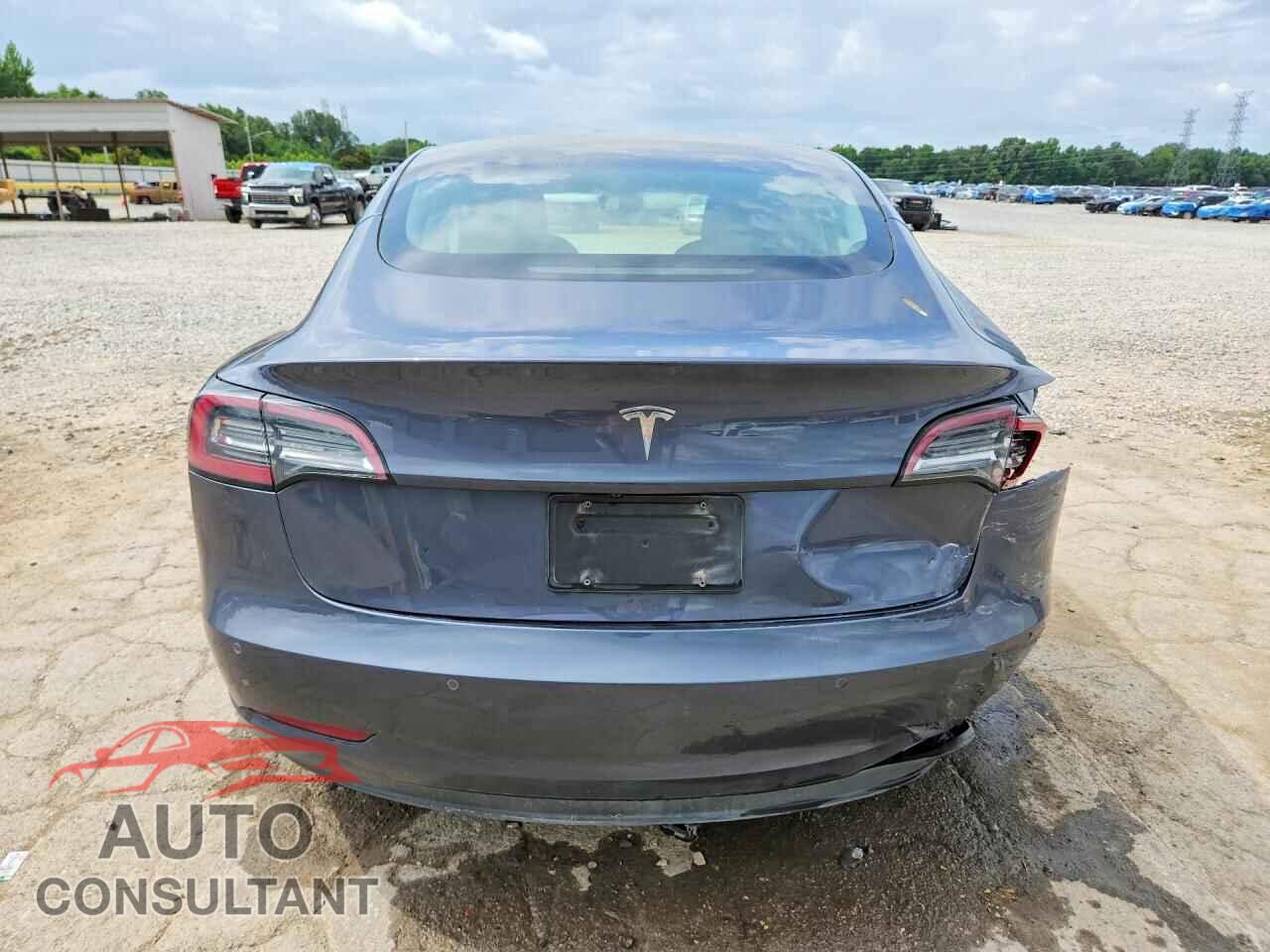 TESLA MODEL 3 2022 - 5YJ3E1EA4NF332876