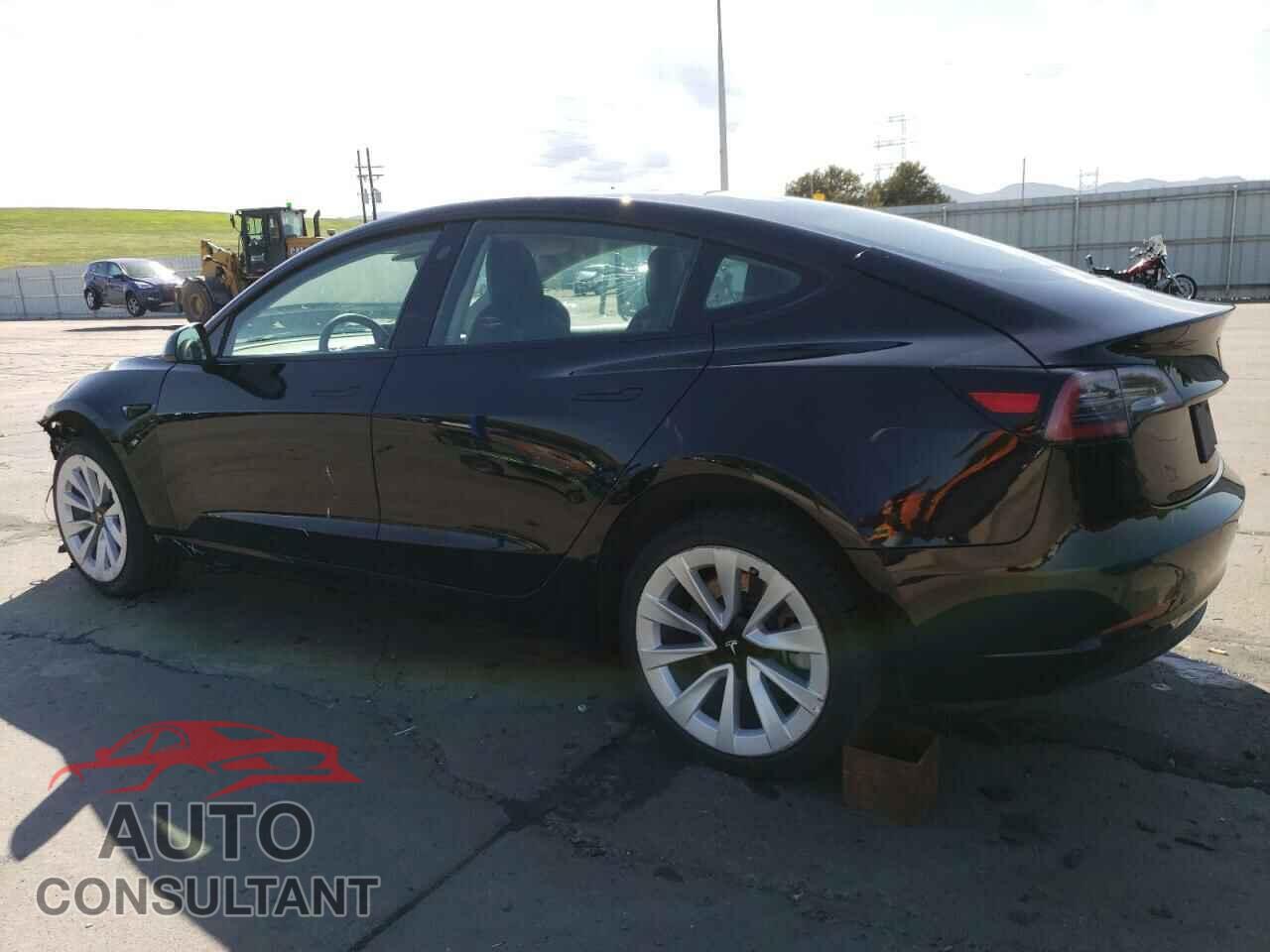 TESLA MODEL 3 2022 - 5YJ3E1EB8NF304894