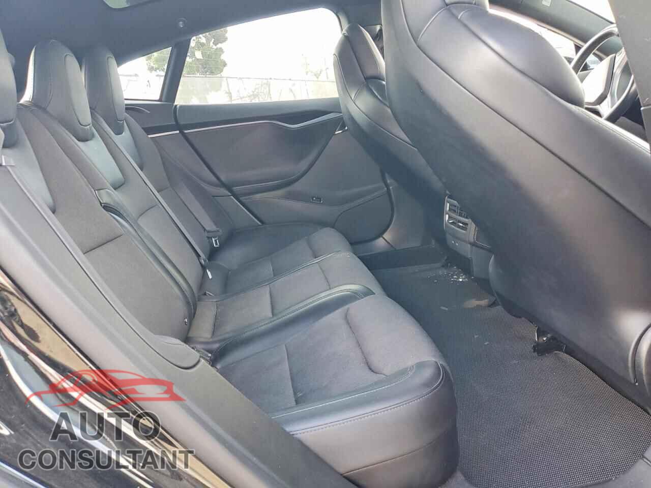 TESLA MODEL S 2018 - 5YJSA1E29JF261670