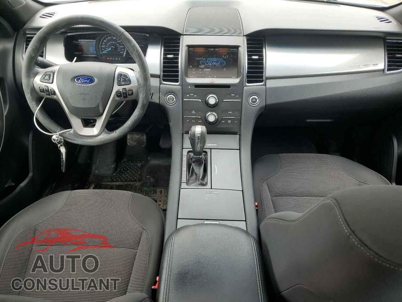 FORD TAURUS 2015 - 1FAHP2E89FG100466