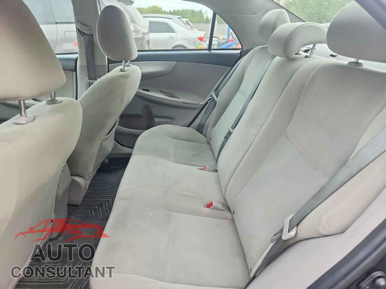 TOYOTA COROLLA 2013 - 2T1BU4EEXDC070724
