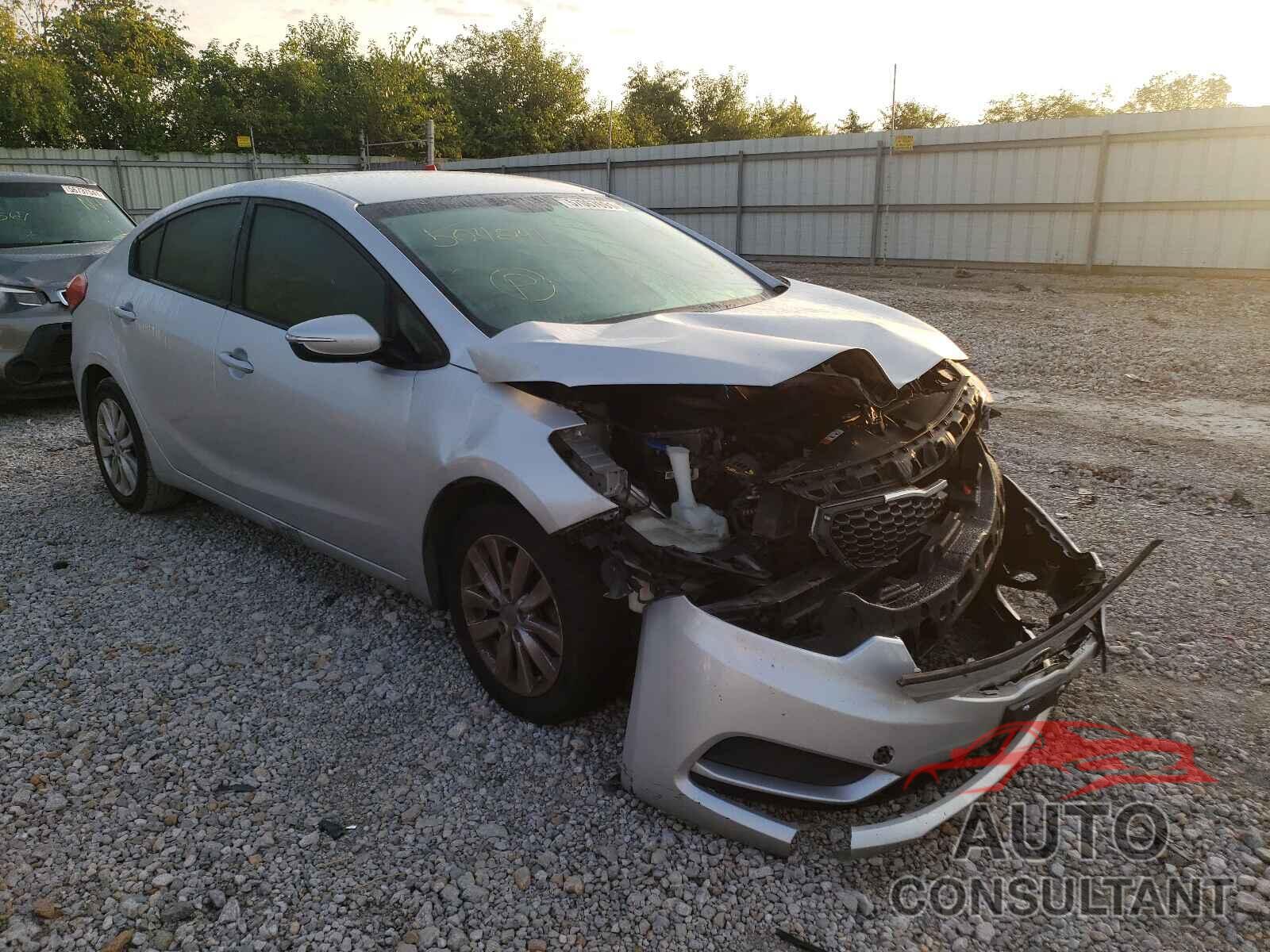 KIA FORTE 2016 - KNAFX4A66G5504241