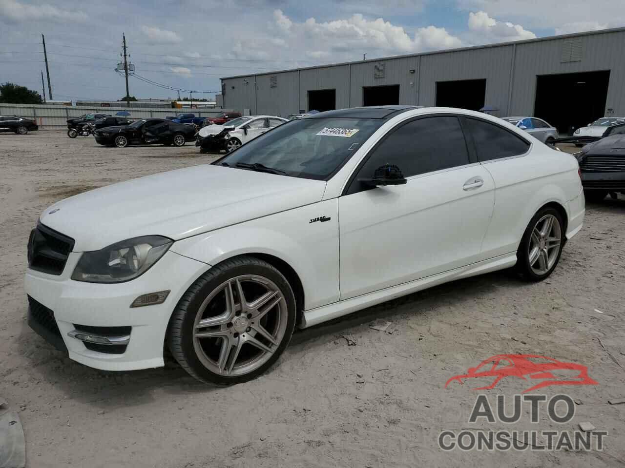 MERCEDES-BENZ C-CLASS 2013 - WDDGJ4HB9DG062718