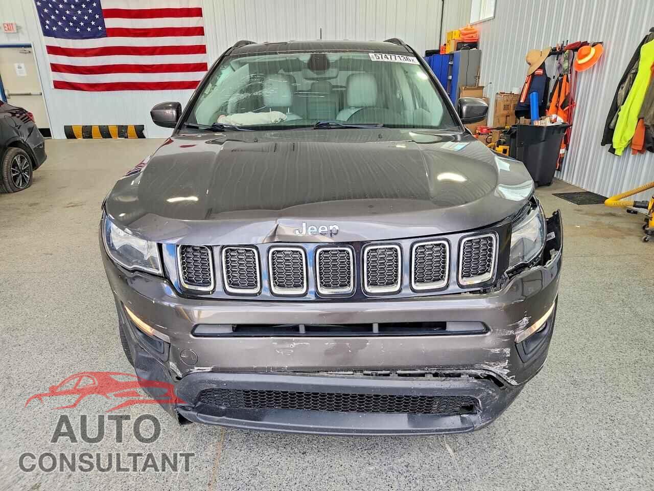 JEEP COMPASS 2018 - 3C4NJDBB9JT485574