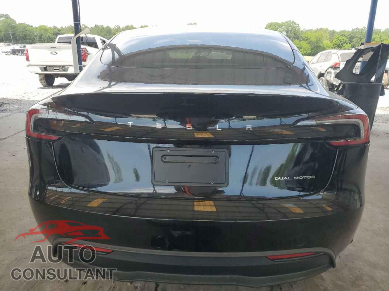 TESLA MODEL 3 2024 - 5YJ3E1EB8RF737962