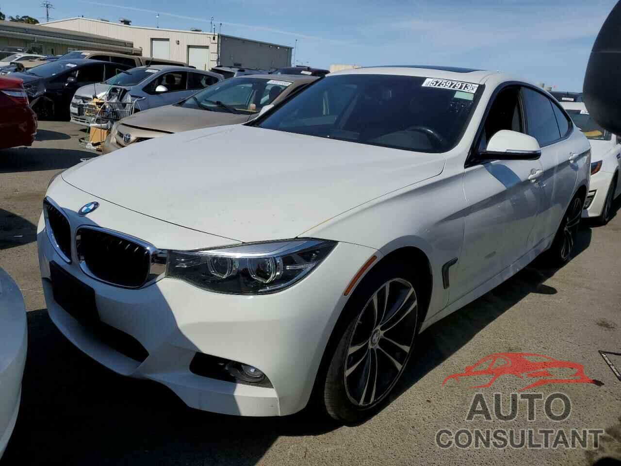 BMW 3 SERIES 2018 - WBA8Z9C57JG827908