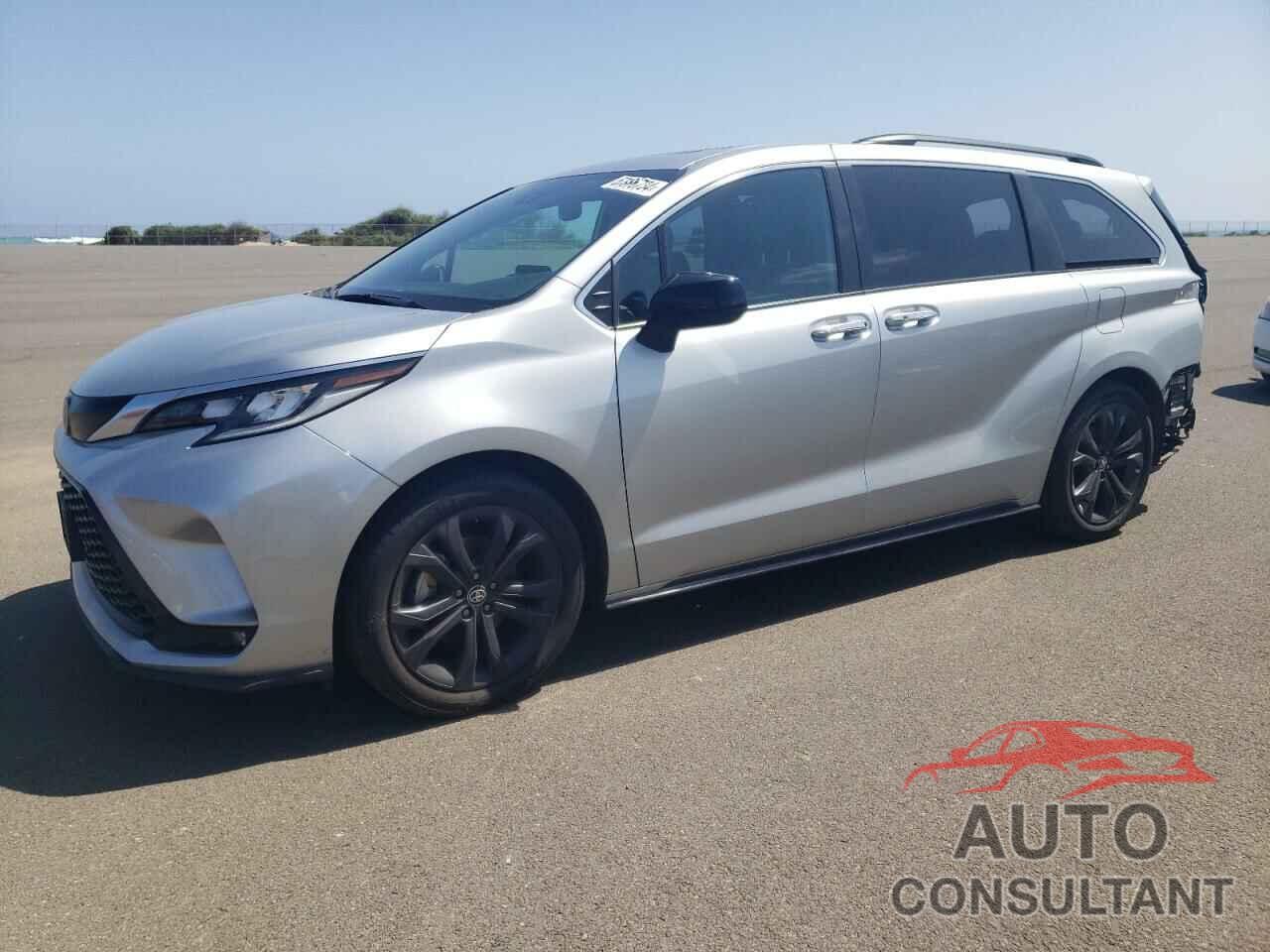 TOYOTA SIENNA 2022 - 5TDXRKEC4NS123369