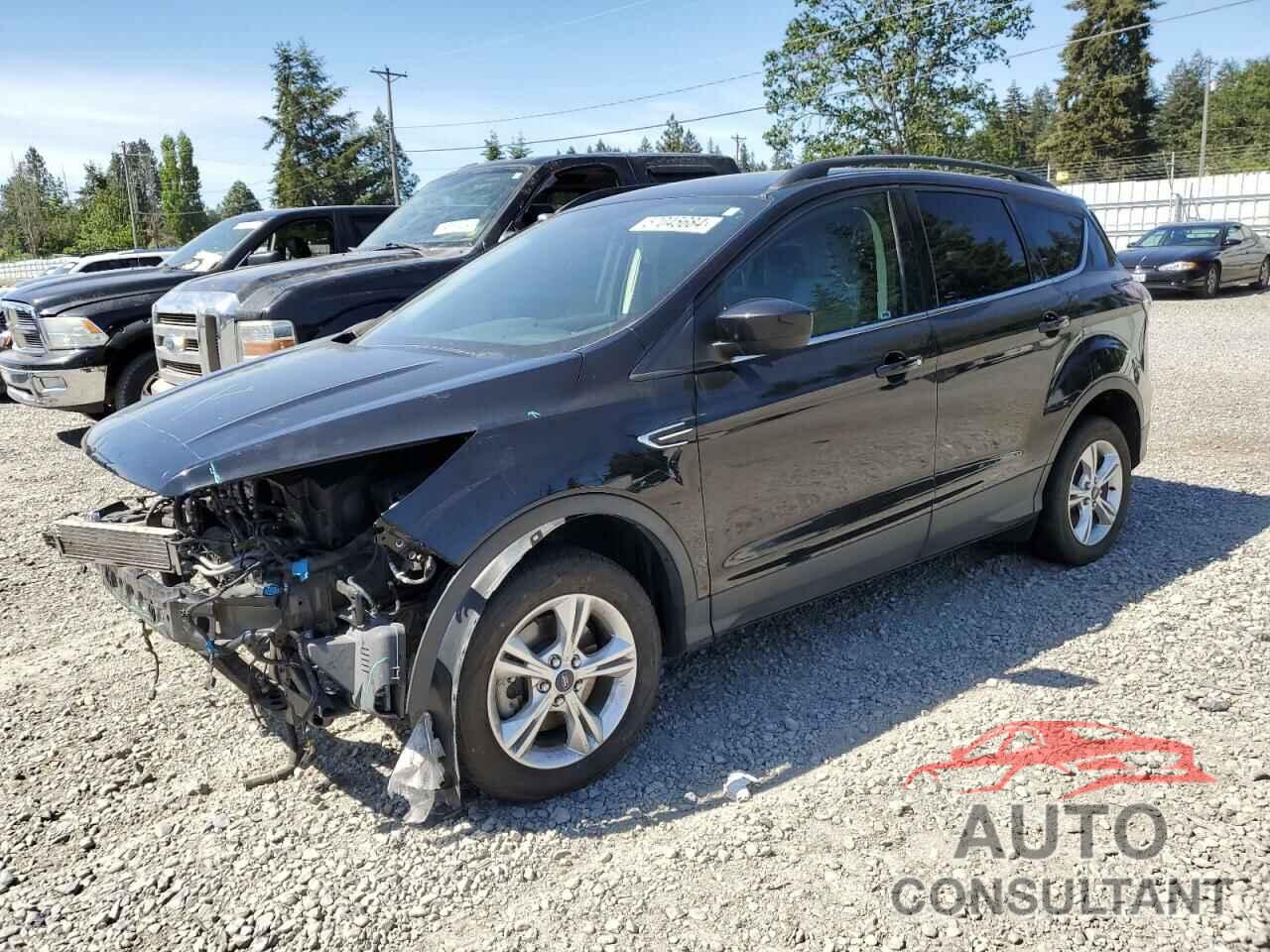 FORD ESCAPE 2018 - 1FMCU0GD7JUA35456