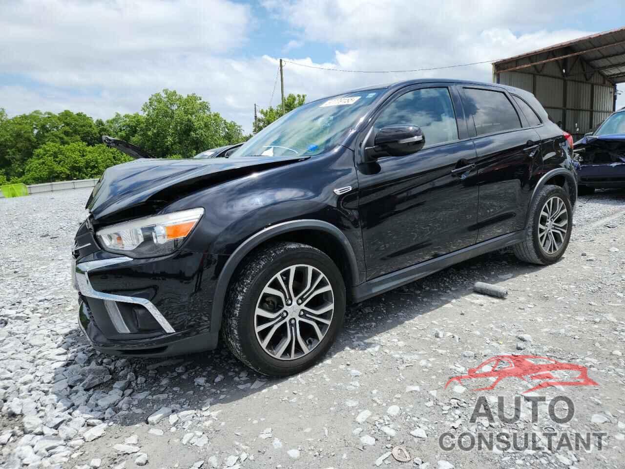 MITSUBISHI OUTLANDER 2018 - JA4AP3AW3JZ018567