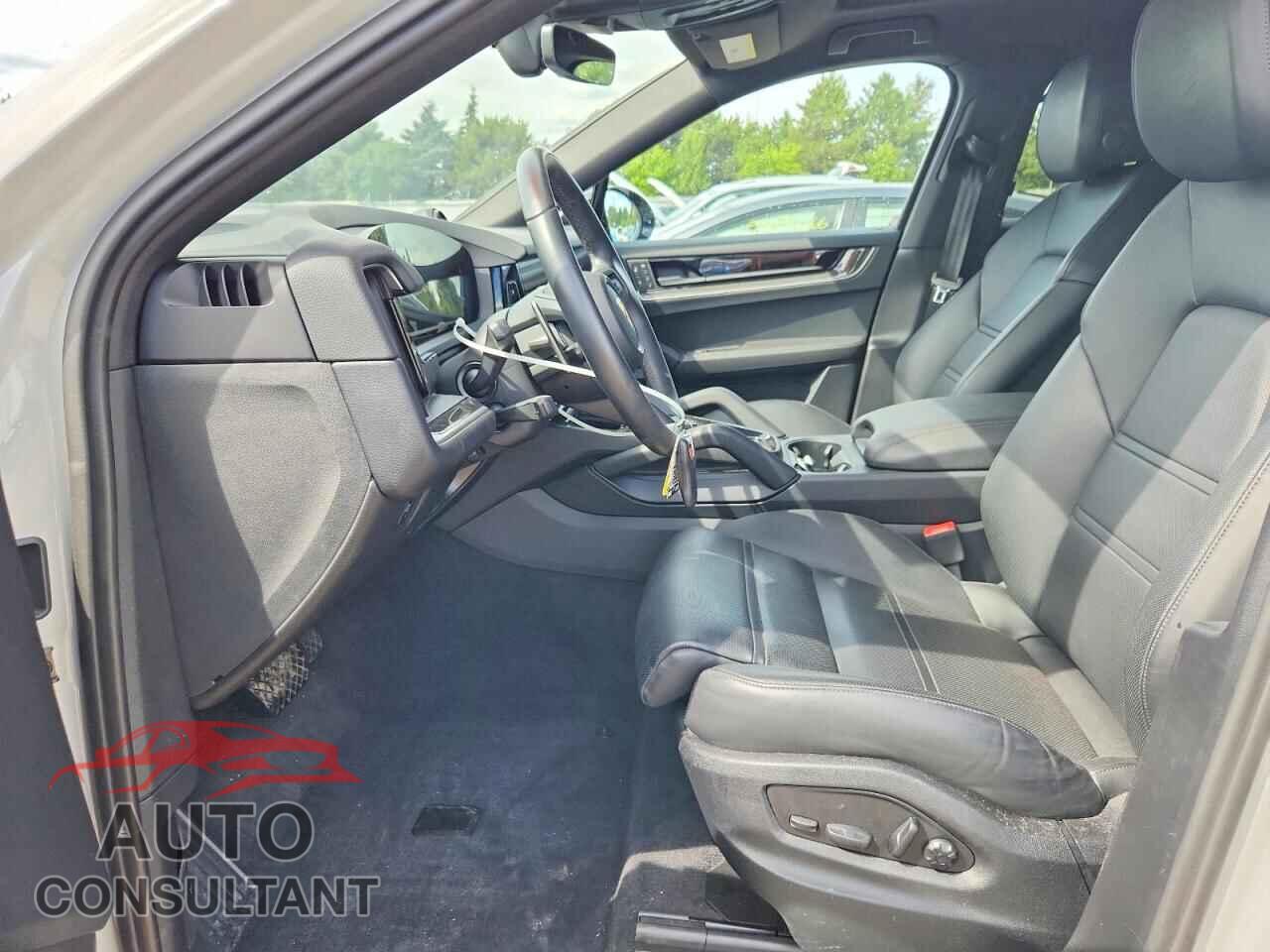 PORSCHE CAYENNE 2024 - WP1BA2AY5RDA54565