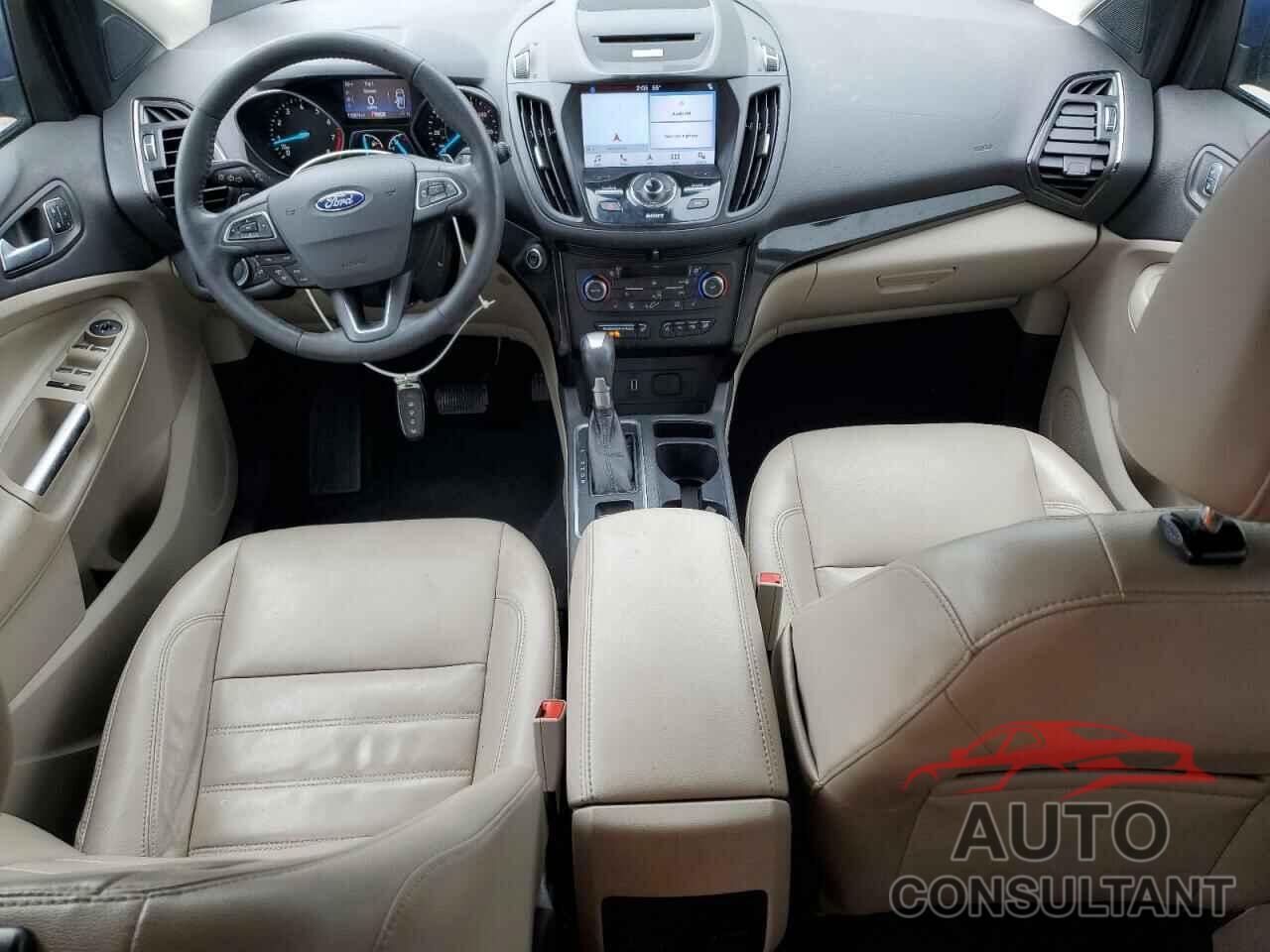 FORD ESCAPE 2017 - 1FMCU9JD6HUE62439