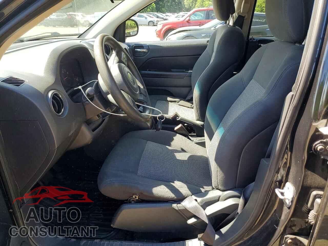 JEEP COMPASS 2011 - 1J4NF1FB3BD136289