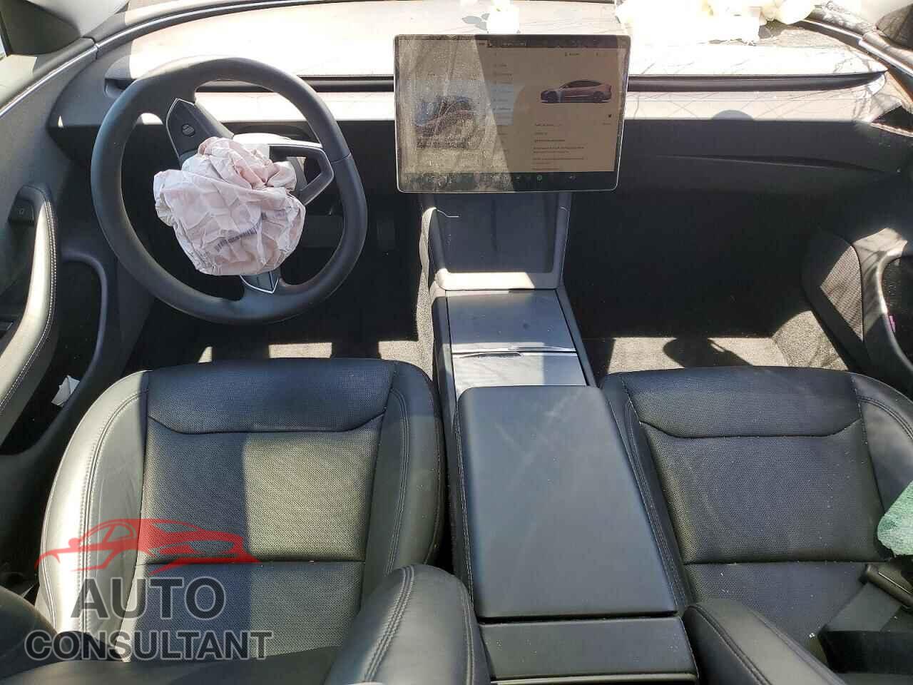 TESLA MODEL 3 2024 - 5YJ3E1EA3RF784856