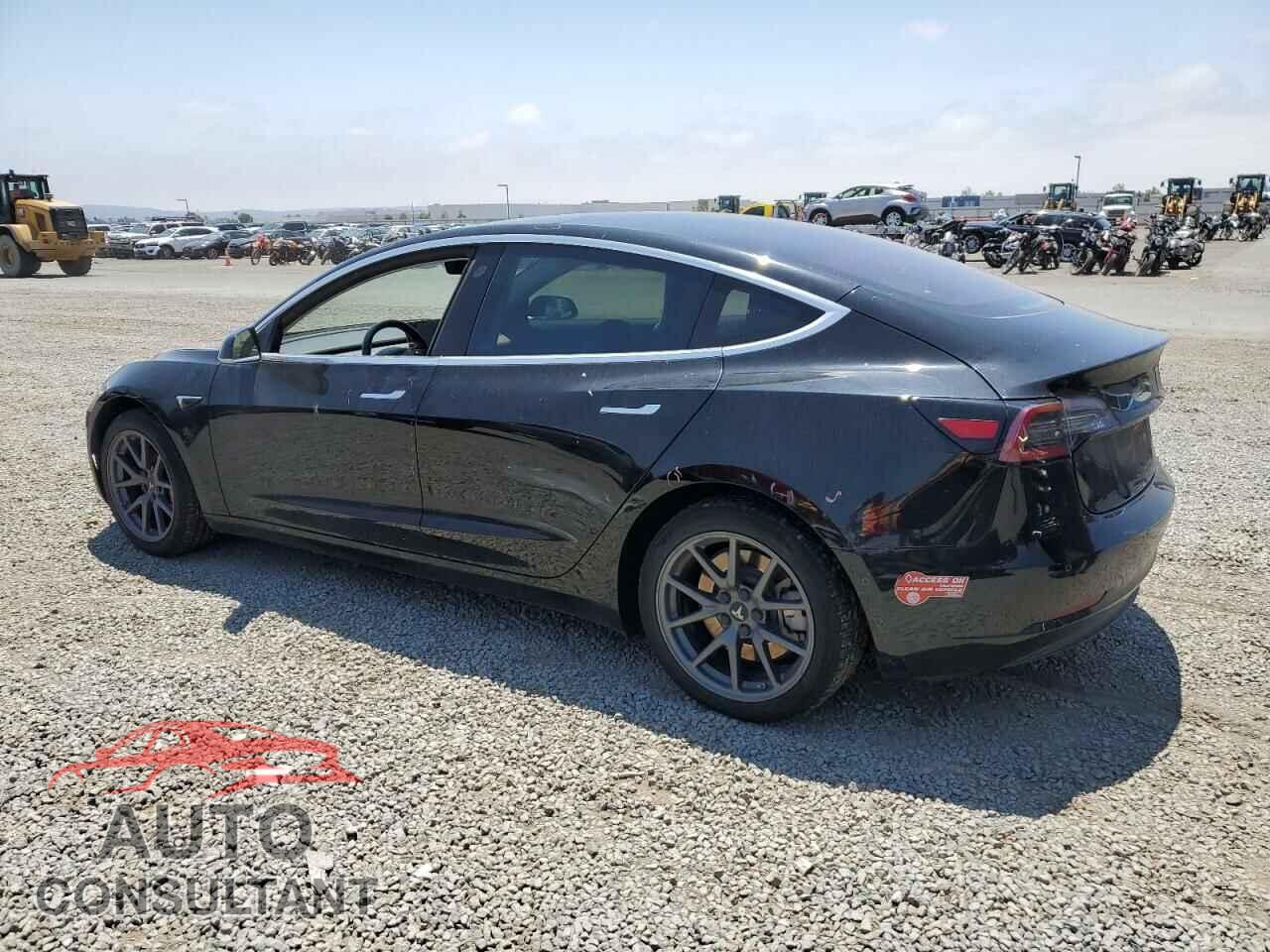 TESLA MODEL 3 2018 - 5YJ3E1EA6JF011349