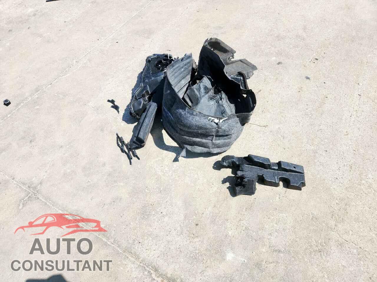 LEXUS IS 2021 - JTHCA1D21M5117945