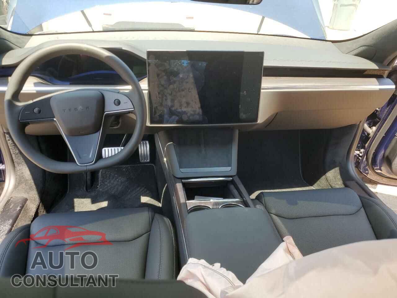 TESLA MODEL S 2024 - 5YJSA1E59RF533303