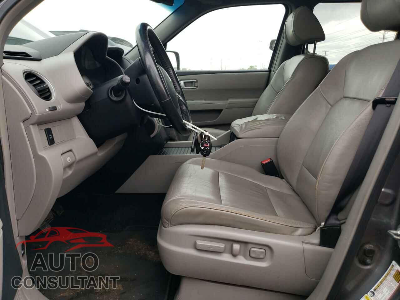 HONDA PILOT 2009 - 5FNYF48599B045302
