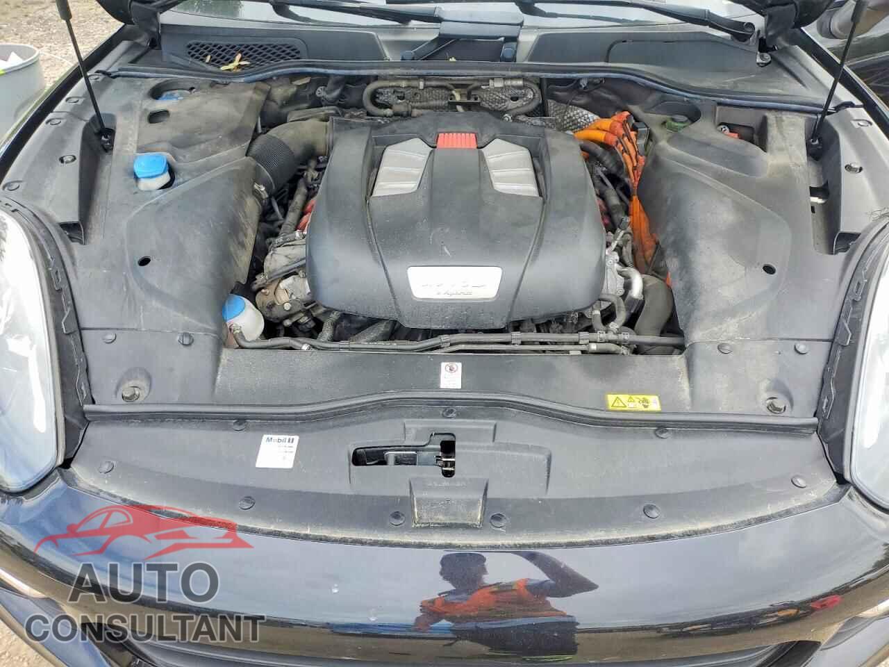 PORSCHE CAYENNE 2017 - WP1AE2A27HLA68810