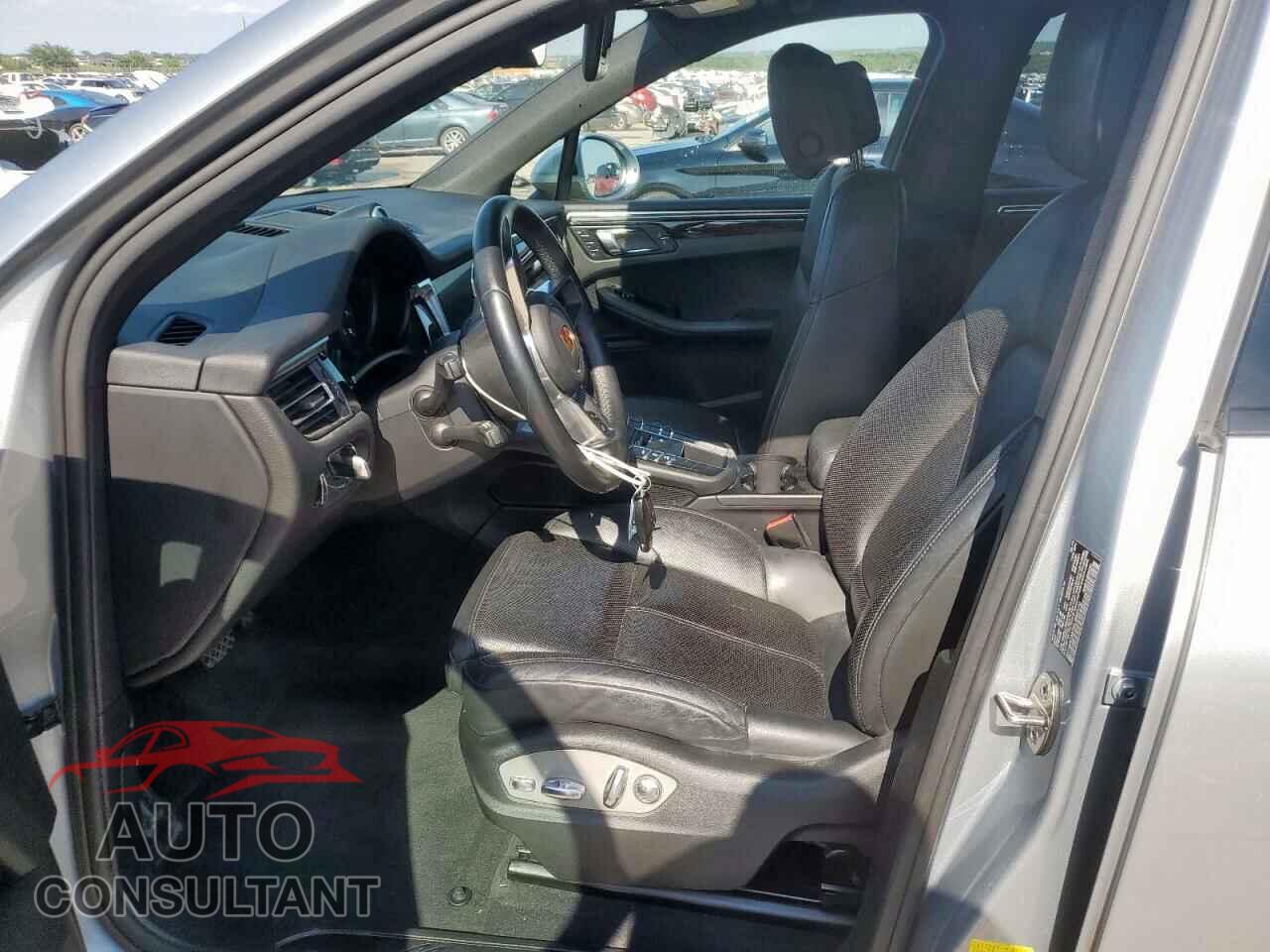 PORSCHE MACAN 2019 - WP1AA2A53KLB08975